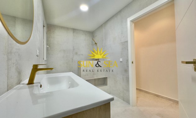 Reventa - Apartamento - Torrevieja - Acequion