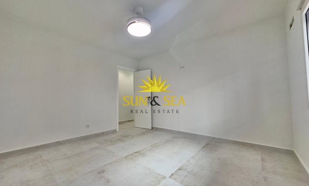 Reventa - Apartamento - Torrevieja - Acequion