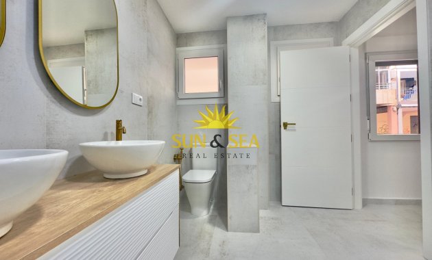 Reventa - Apartamento - Torrevieja - Acequion