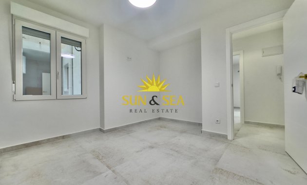 Reventa - Apartamento - Torrevieja - Acequion