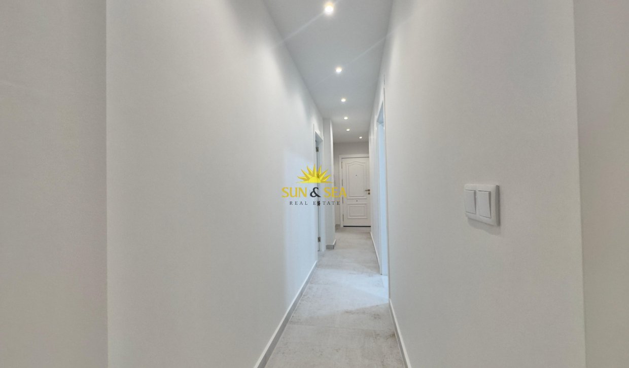 Revente - Appartement - Torrevieja - Acequion