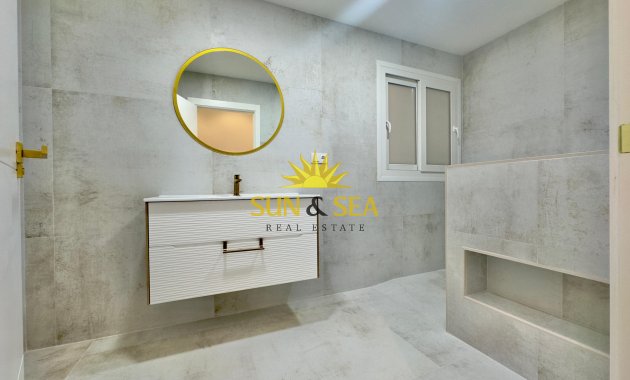 Reventa - Apartamento - Torrevieja - Acequion