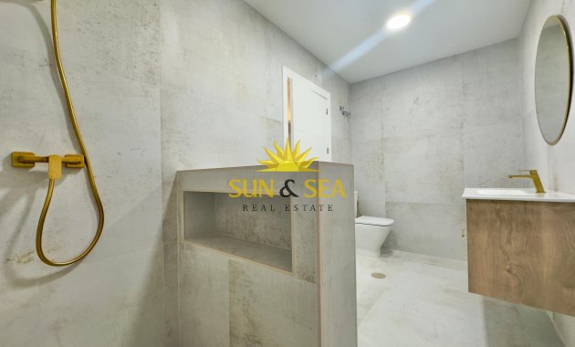 Reventa - Apartamento - Torrevieja - Acequion