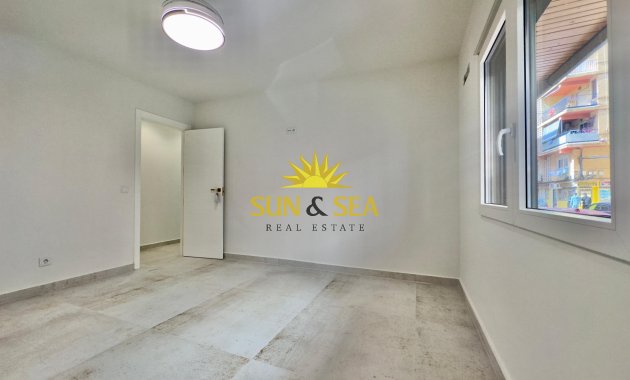 Reventa - Apartamento - Torrevieja - Acequion