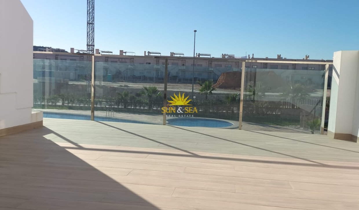 Obra nueva - high-bungalow - Orihuela Costa