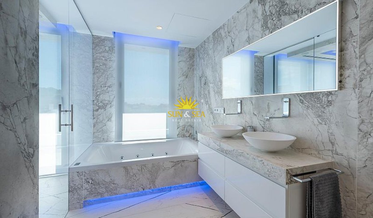 Nouvelle construction - Villa - Calpe
