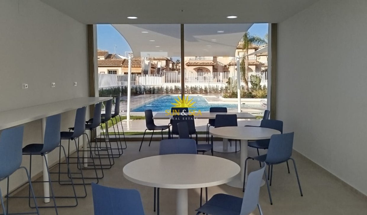 Nouvelle construction - ground-floor - Cabo Roig
