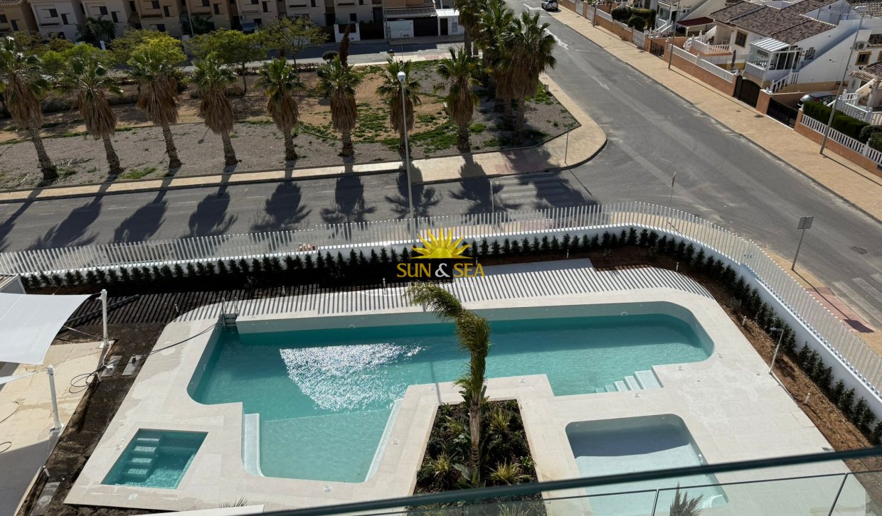 Nouvelle construction - ground-floor - Cabo Roig