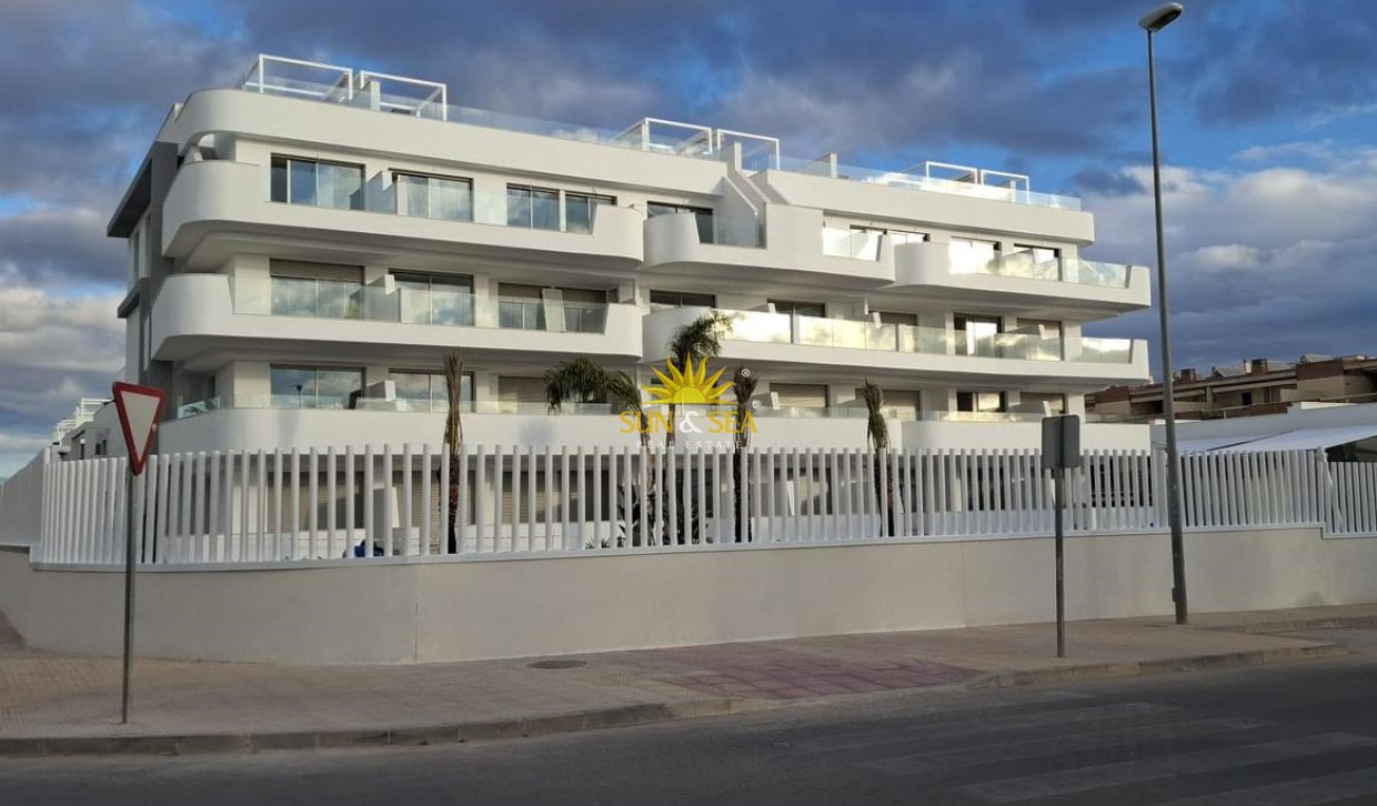 Nouvelle construction - ground-floor - Cabo Roig
