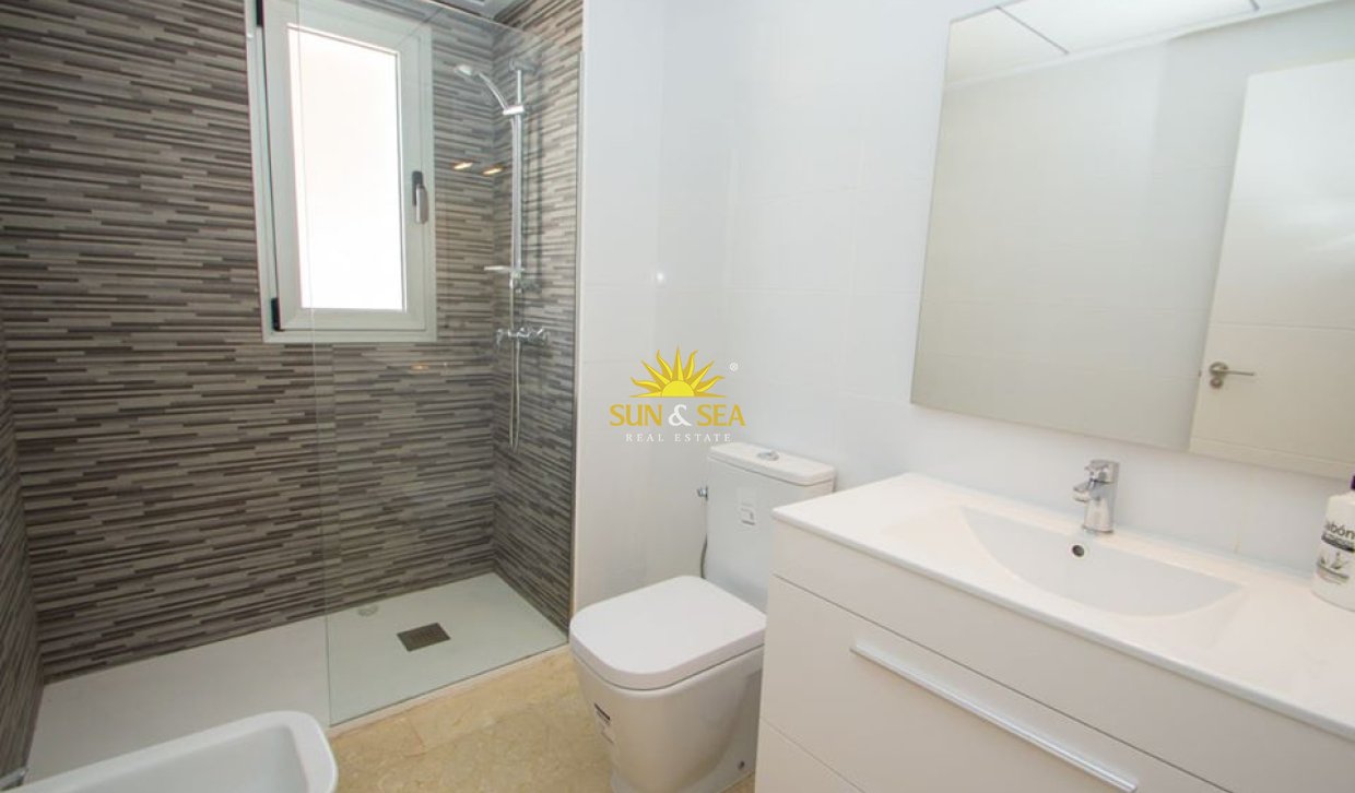 Obra nueva - Apartamento - Orihuela