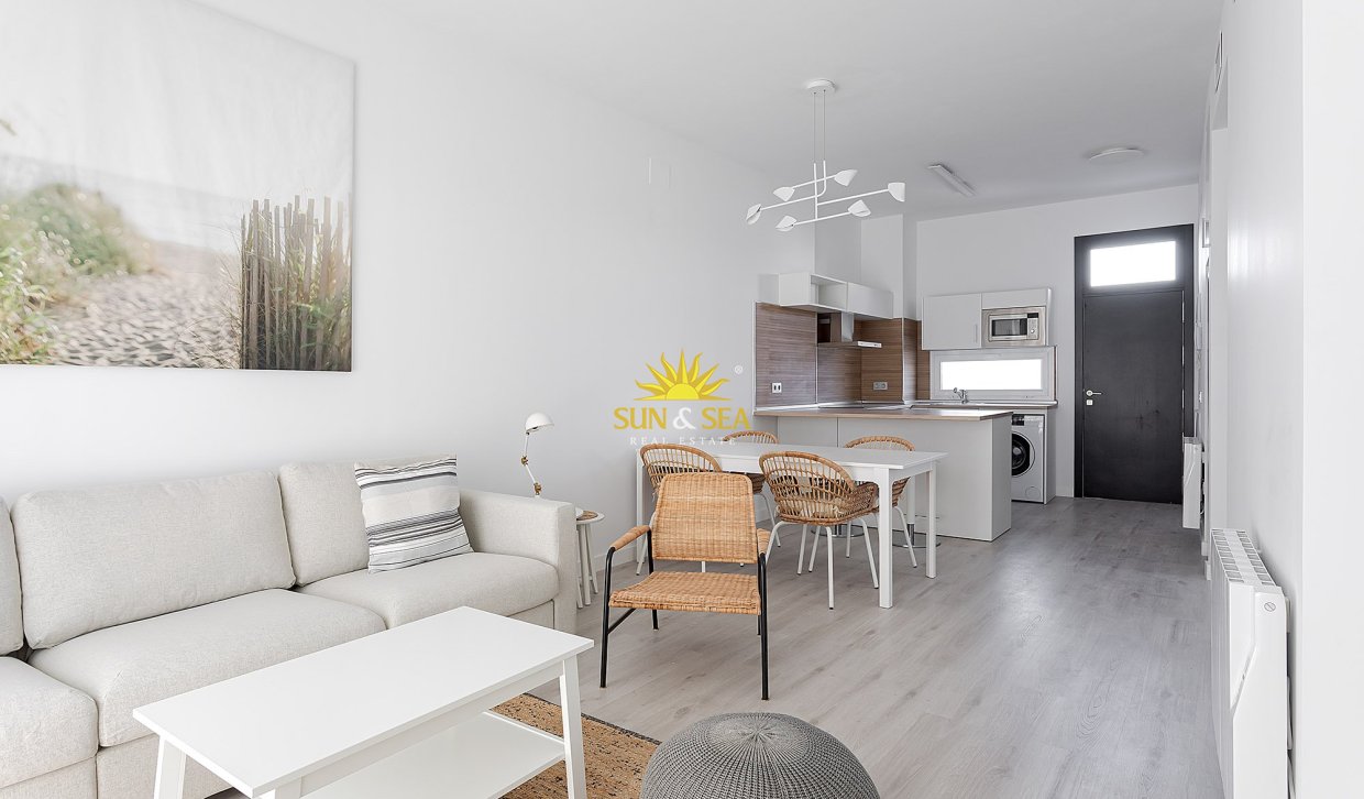 Neue Gebäude - Wohnung - Vera