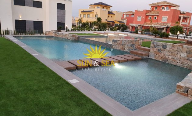 Nieuwbouw Woningen - low-bungalow - Torrevieja - torrevieja