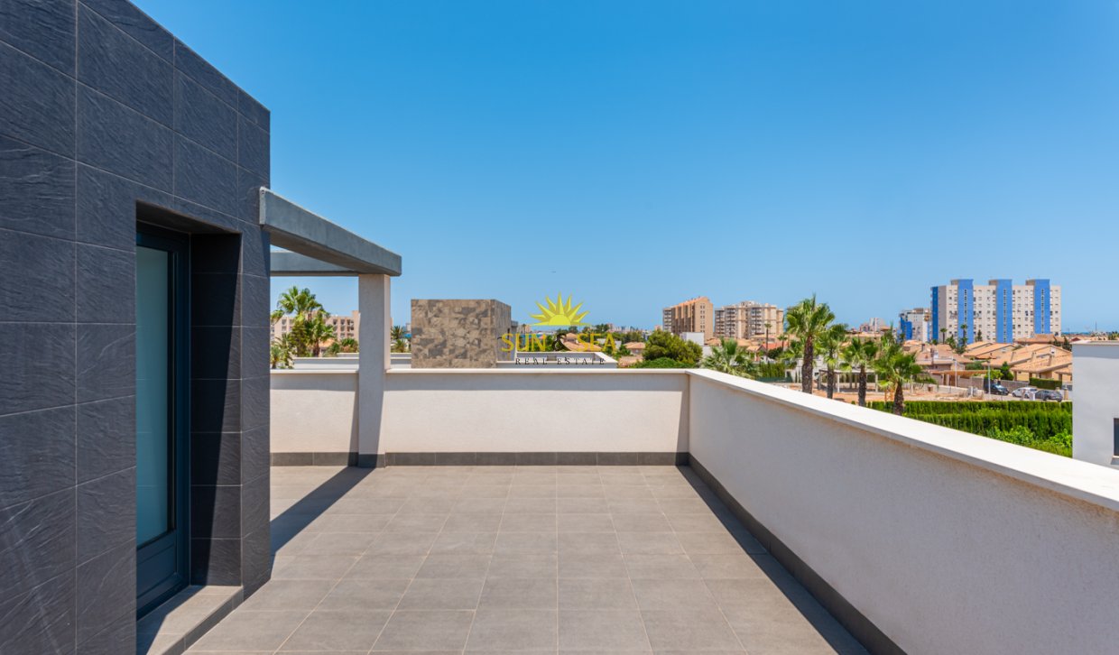 New Build - detached -  - Playa Paraiso