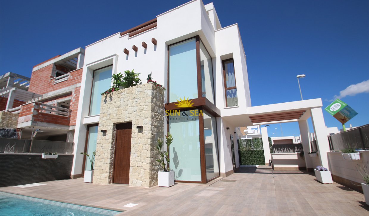 New Build - detached -  - Playa Paraiso