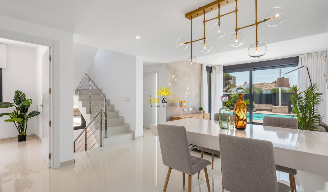 New Build - detached -  - Playa Paraiso
