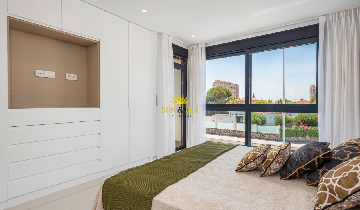 New Build - detached -  - Playa Paraiso