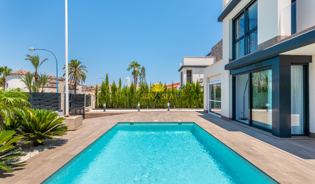 New Build - detached -  - Playa Paraiso