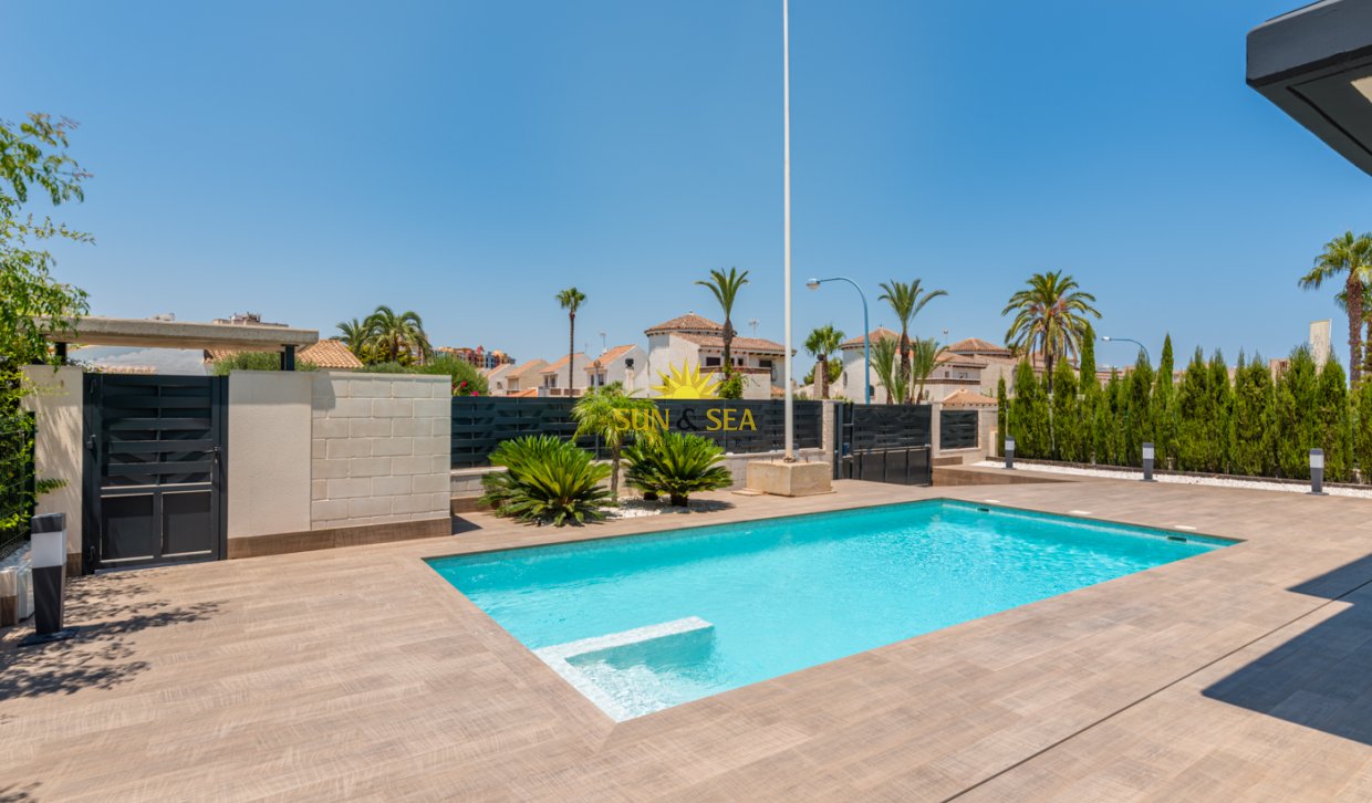 New Build - detached -  - Playa Paraiso