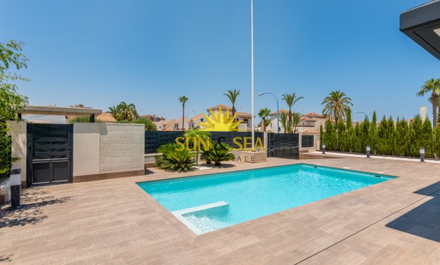 New Build - detached -  - Playa Paraiso