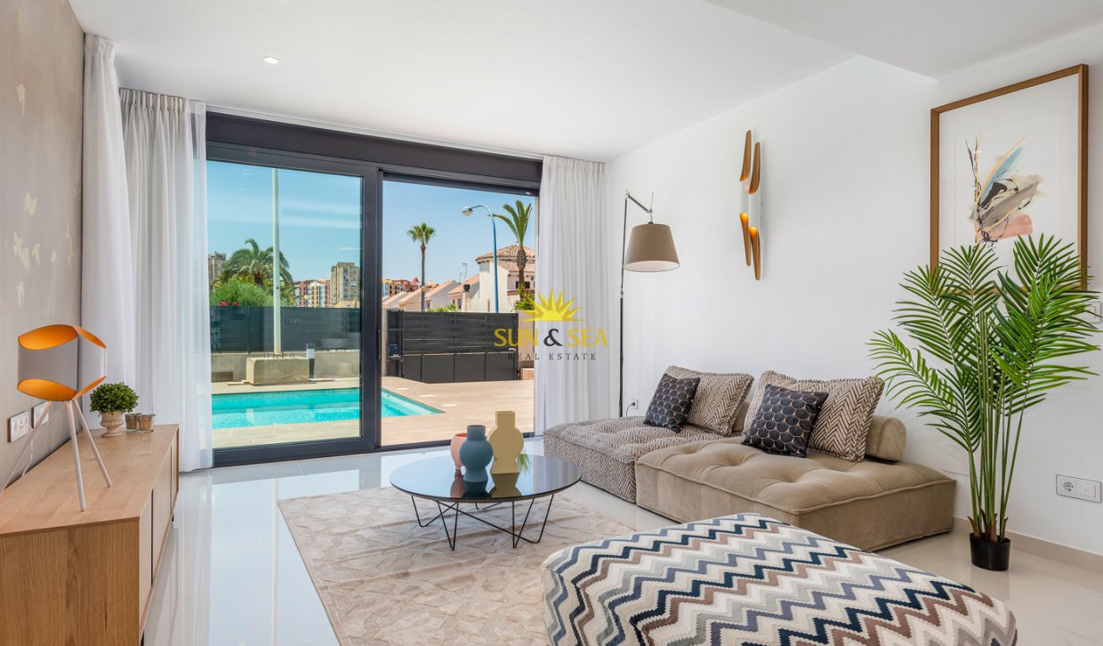 Nouvelle construction - detached - Playa Paraiso