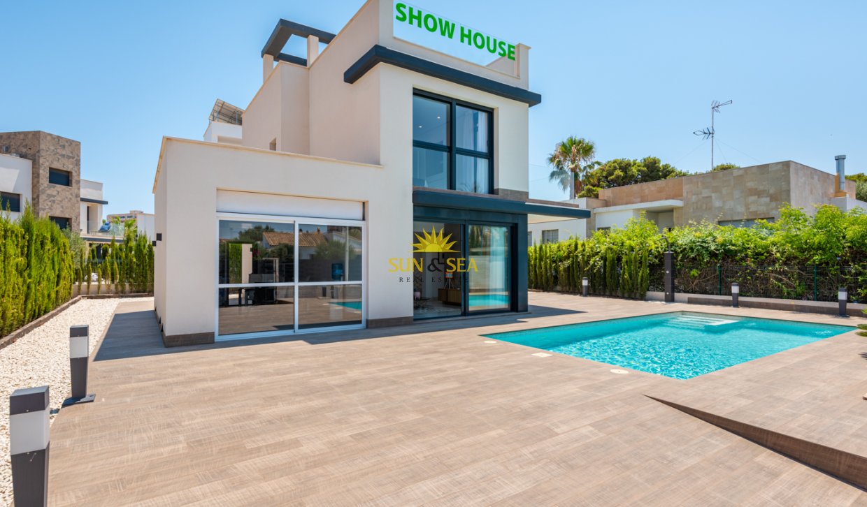 Nouvelle construction - detached - Playa Paraiso