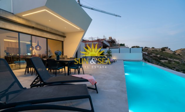 Obra nueva - Chalet - Rojales