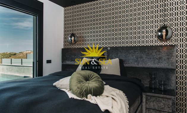 Obra nueva - Chalet - Rojales