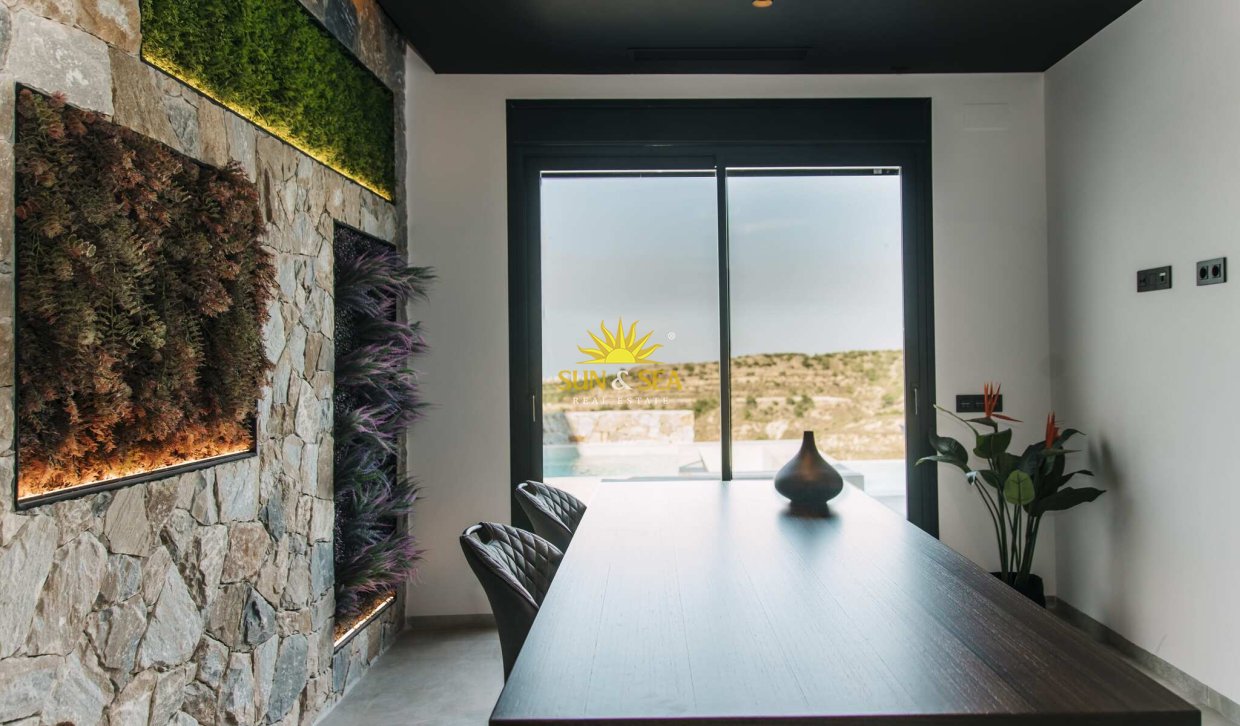 Obra nueva - Chalet - Rojales