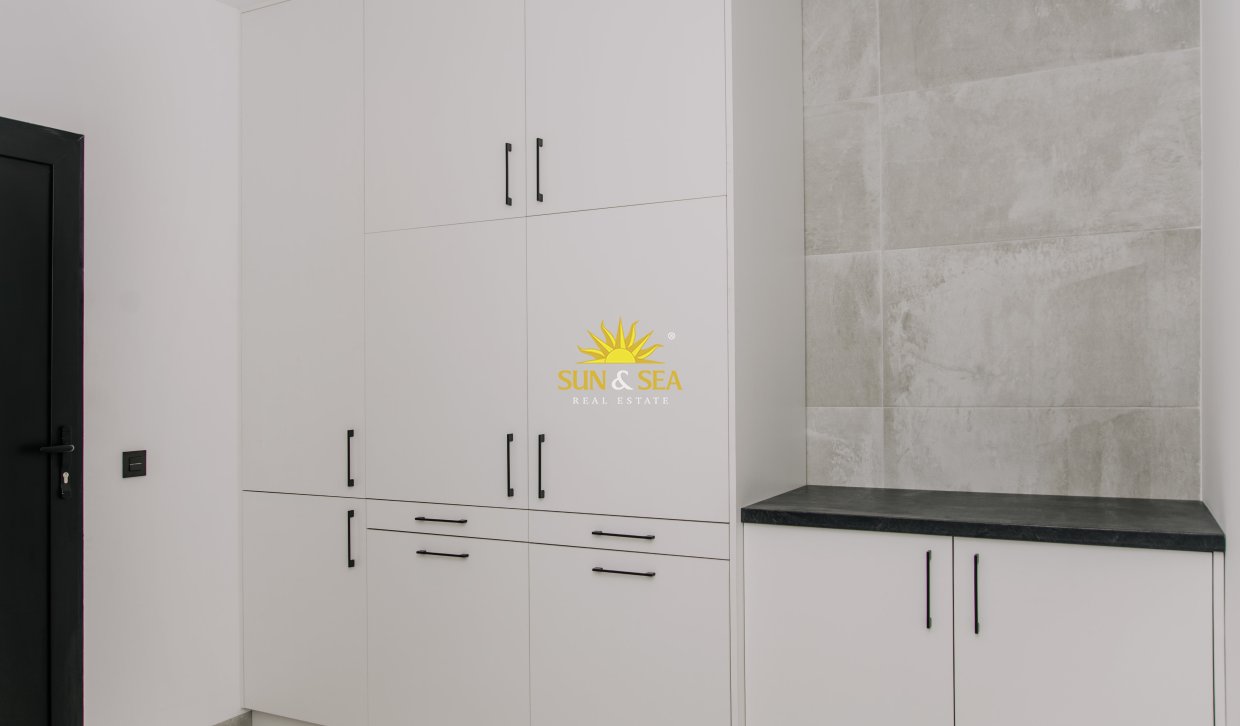 Obra nueva - Chalet - Rojales