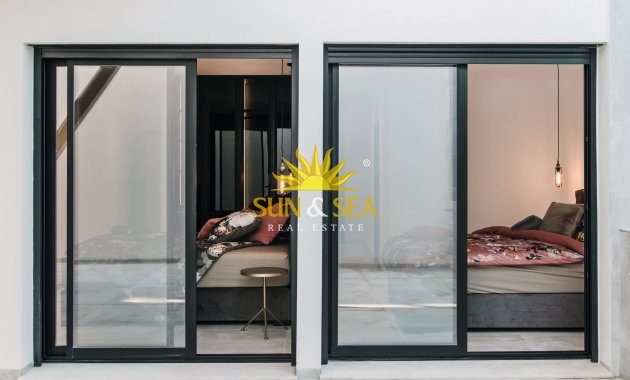 Obra nueva - Chalet - Rojales