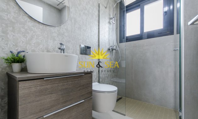 Obra nueva - Chalet -  - San Miguel de Salinas