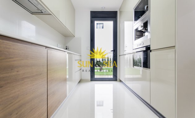Obra nueva - Chalet -  - San Miguel de Salinas
