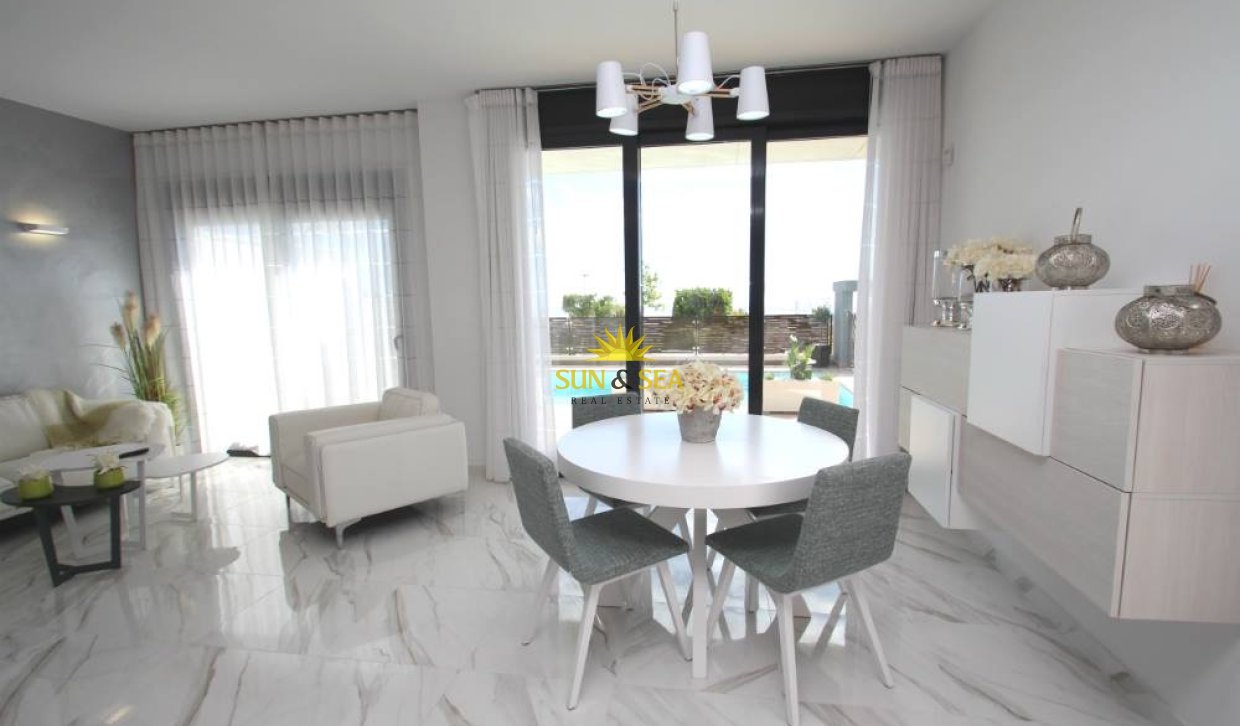 Obra nueva - Chalet -  - San Miguel de Salinas