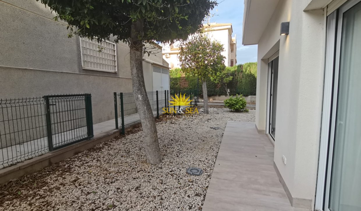 Nouvelle construction - ground-floor - Torrevieja - torrevieja