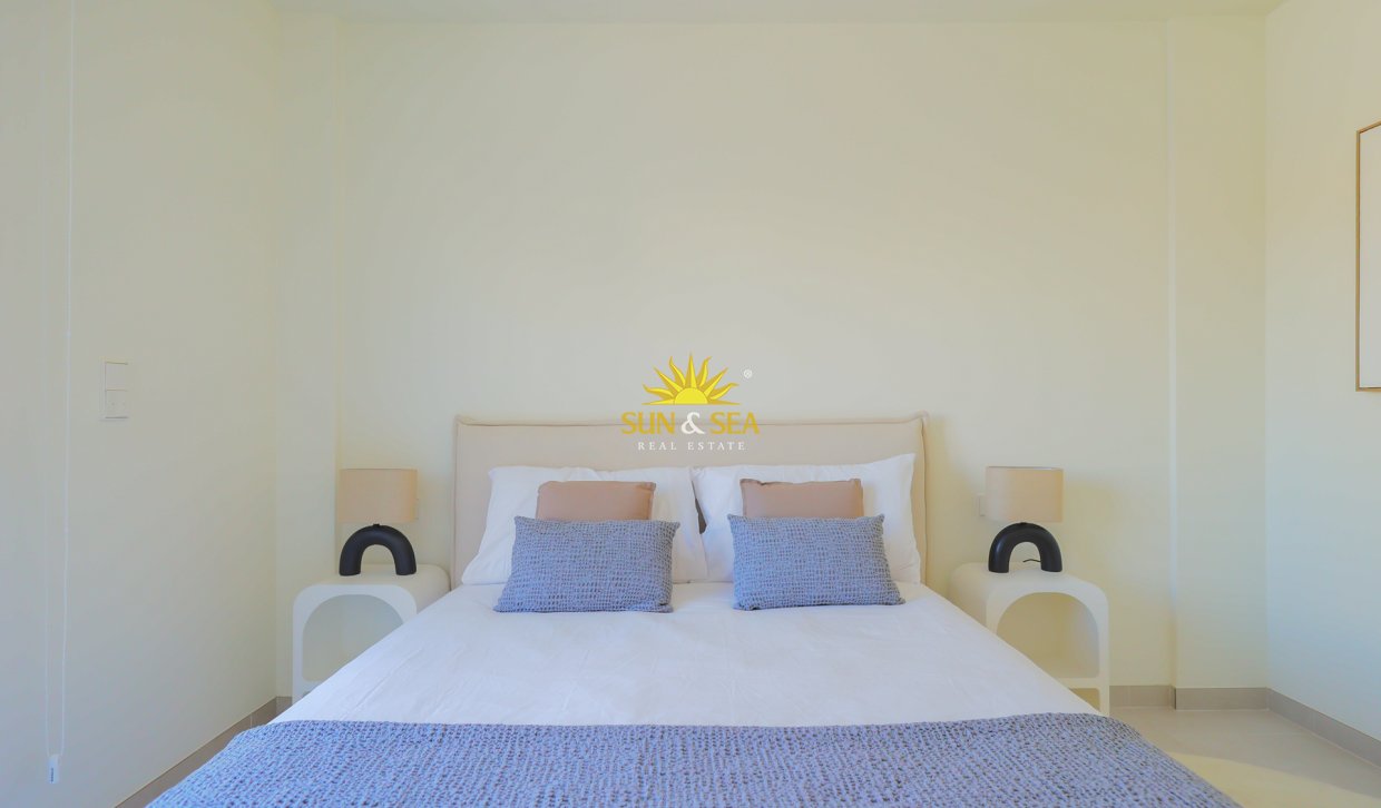 Obra nueva - Chalet - Orihuela Costa