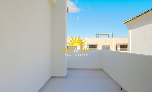 Obra nueva - Chalet - Orihuela Costa