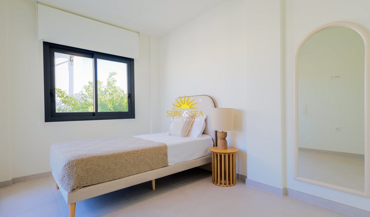 Obra nueva - Chalet - Orihuela Costa