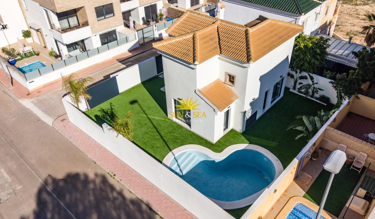 Obra nueva - Chalet - Orihuela Costa
