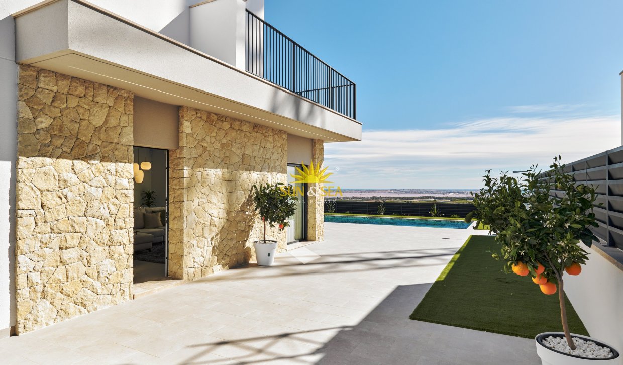 Obra nueva - Chalet - San Miguel de Salinas