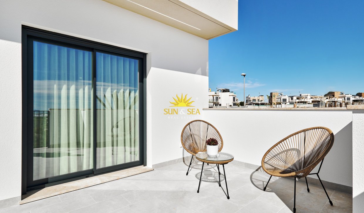 Obra nueva - Chalet - San Miguel de Salinas