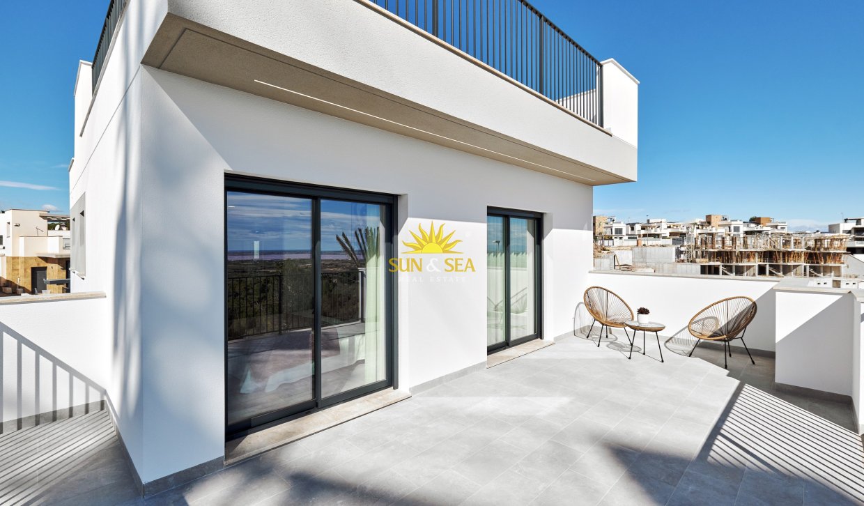 Obra nueva - Chalet - San Miguel de Salinas