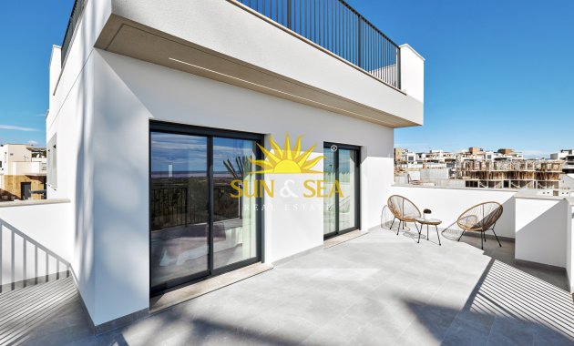 Obra nueva - Chalet - San Miguel de Salinas