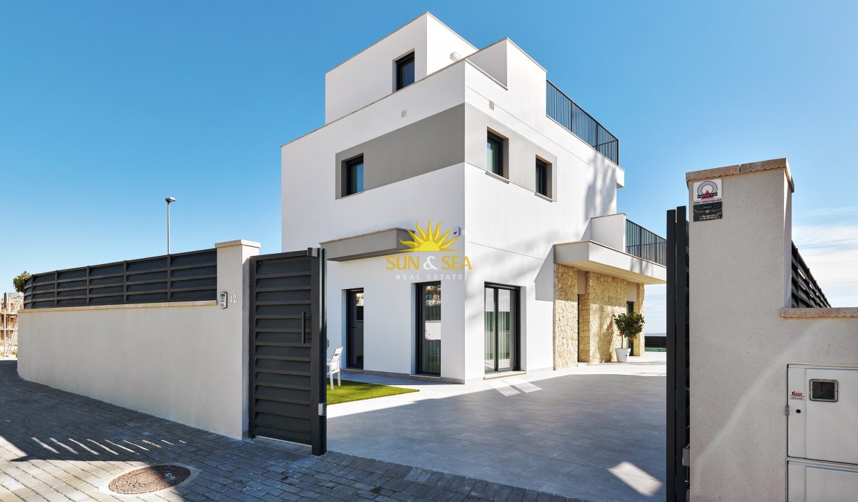 Obra nueva - Chalet - San Miguel de Salinas