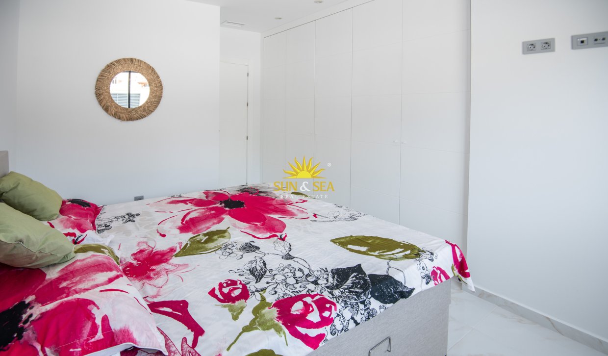 Nouvelle construction - detached - Pinar de Campoverde