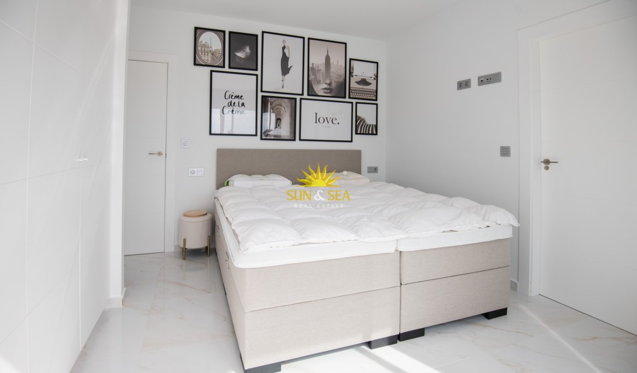 Nouvelle construction - detached - Pinar de Campoverde
