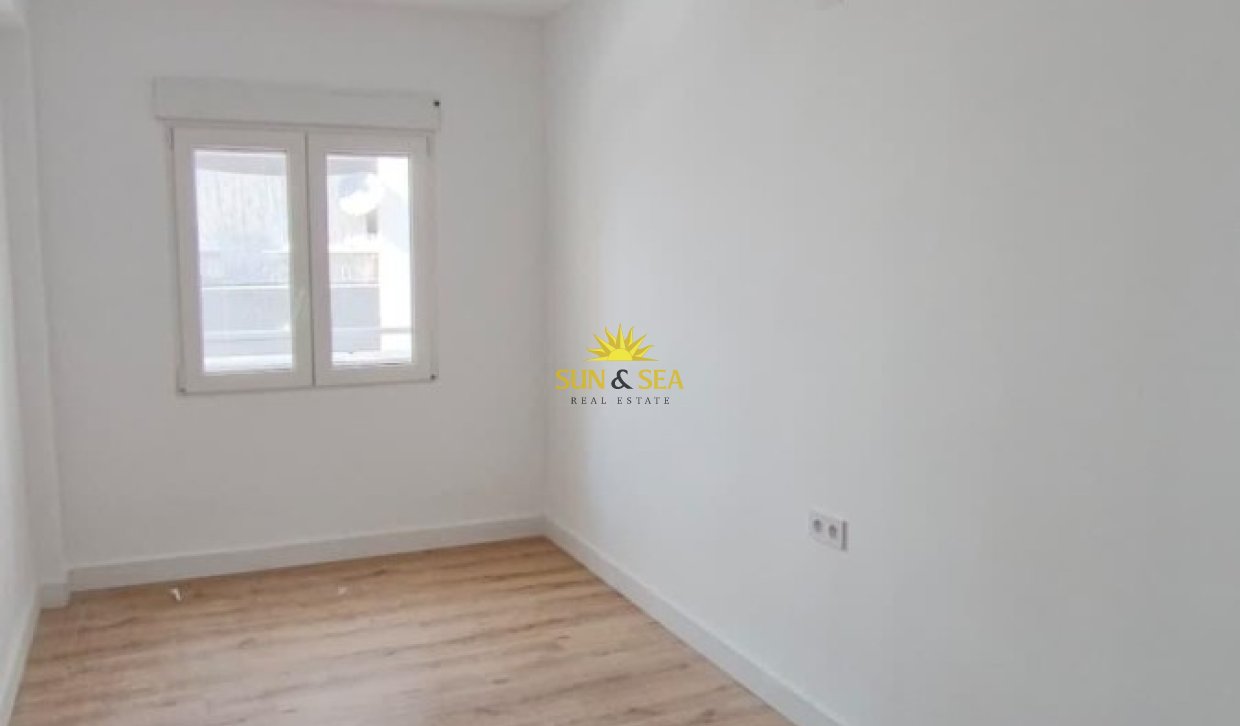 Reventa - Apartamento - Torrevieja - torrevieja