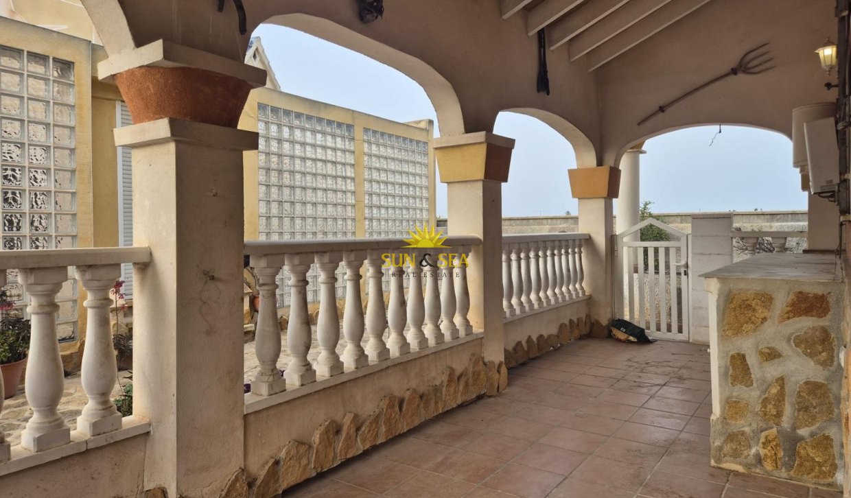 Reventa - Villa Independiente - Orihuela