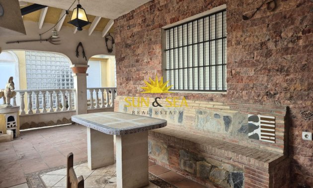 Reventa - Villa Independiente - Orihuela