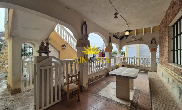 Reventa - Villa Independiente - Orihuela