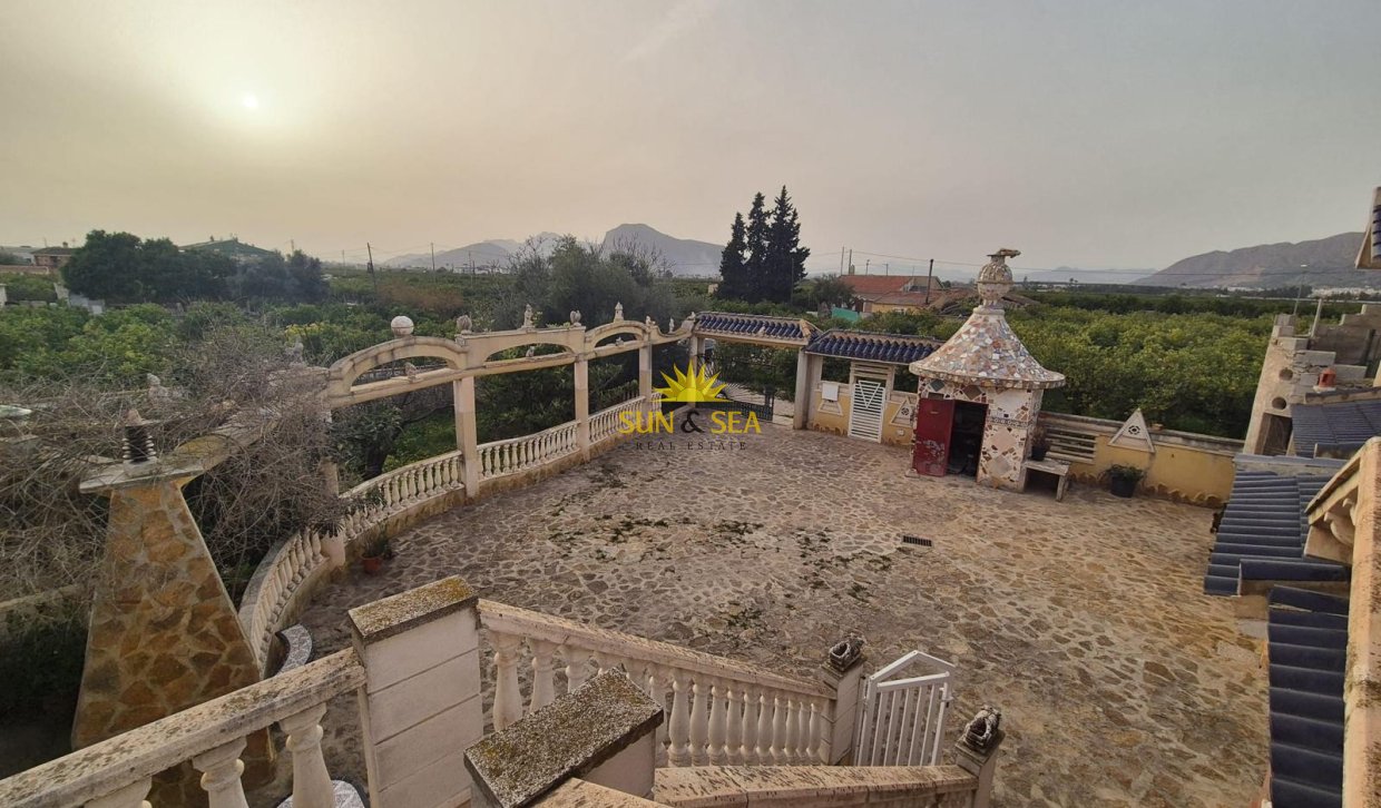 Reventa - Villa Independiente - Orihuela